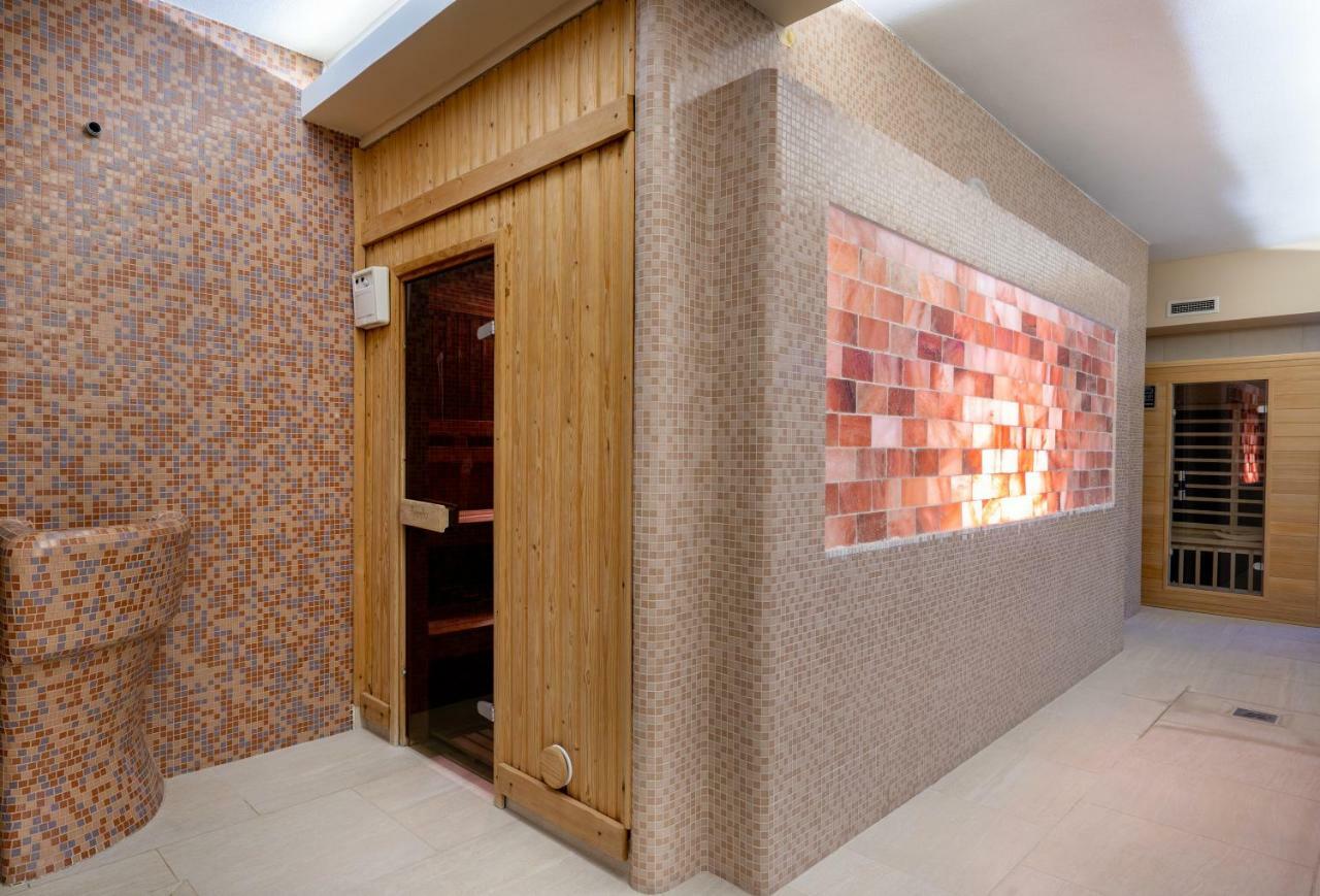 Doresz Wellness Panzio Bed and Breakfast Újhartyán Eksteriør billede