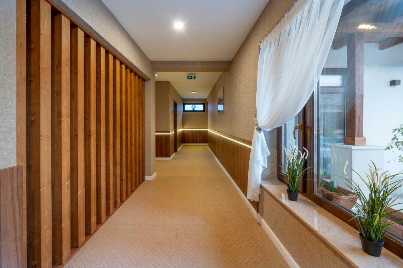 Doresz Wellness Panzio Bed and Breakfast Újhartyán Eksteriør billede